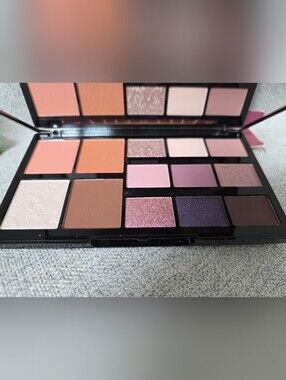 Laura Geller Eyeshadow Pallet